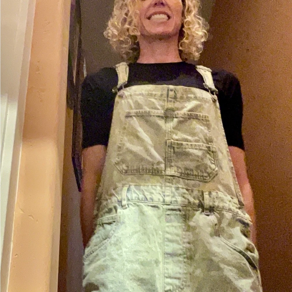 NWOT We The Free Oceanic Jean Shortalls! - Picture 5 of 16